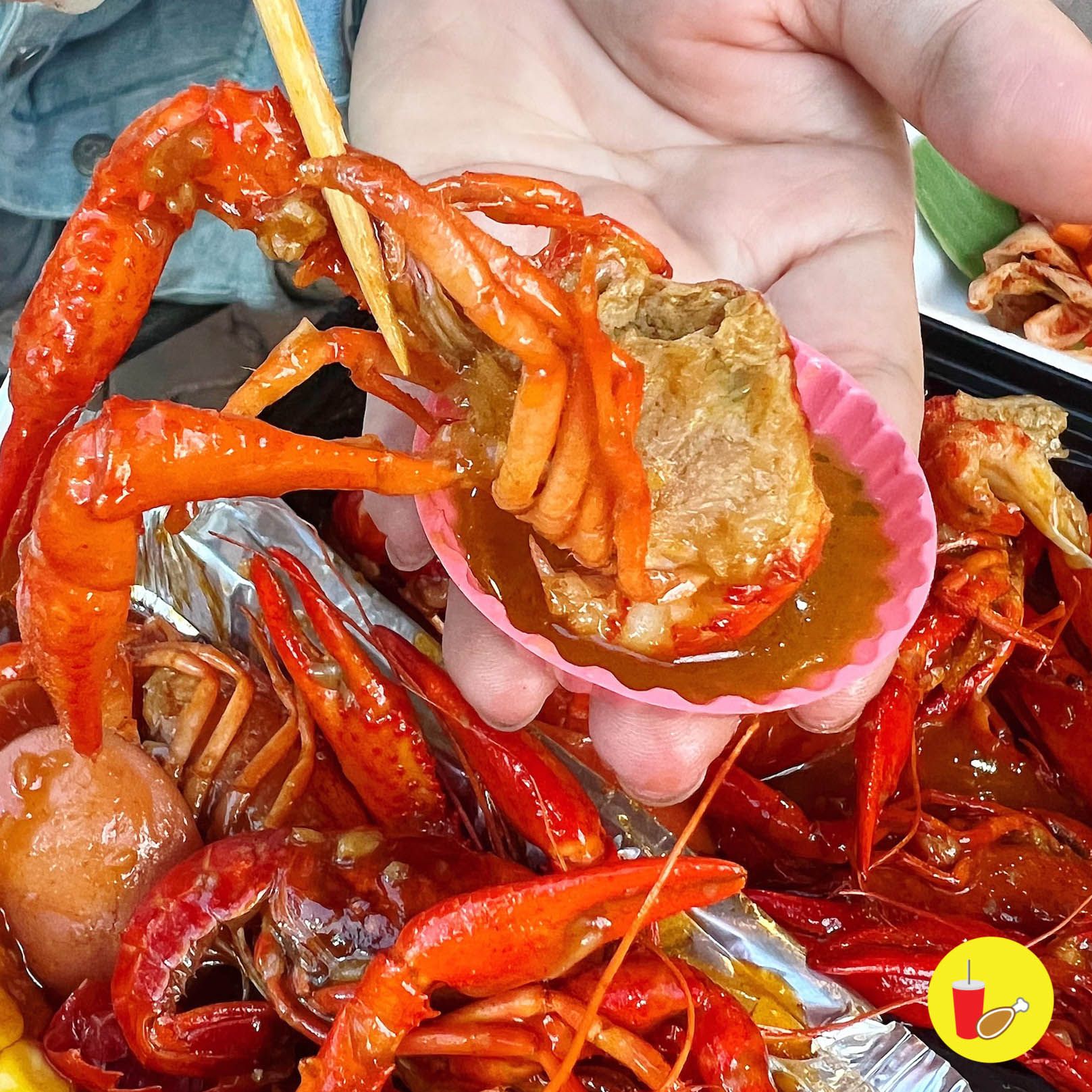 Chất Lượng Nhà Hàng Mà Giá Cực Bình Dân Tôm Hùm Đất Sốt Cay Mới Xuất Hiện Ở  Đường Phố